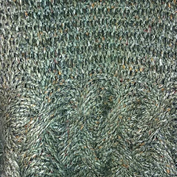 Italian Hand knit sweater - Picture 2 of 2